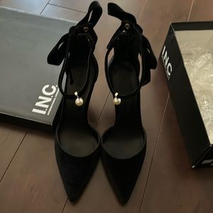 INC heels